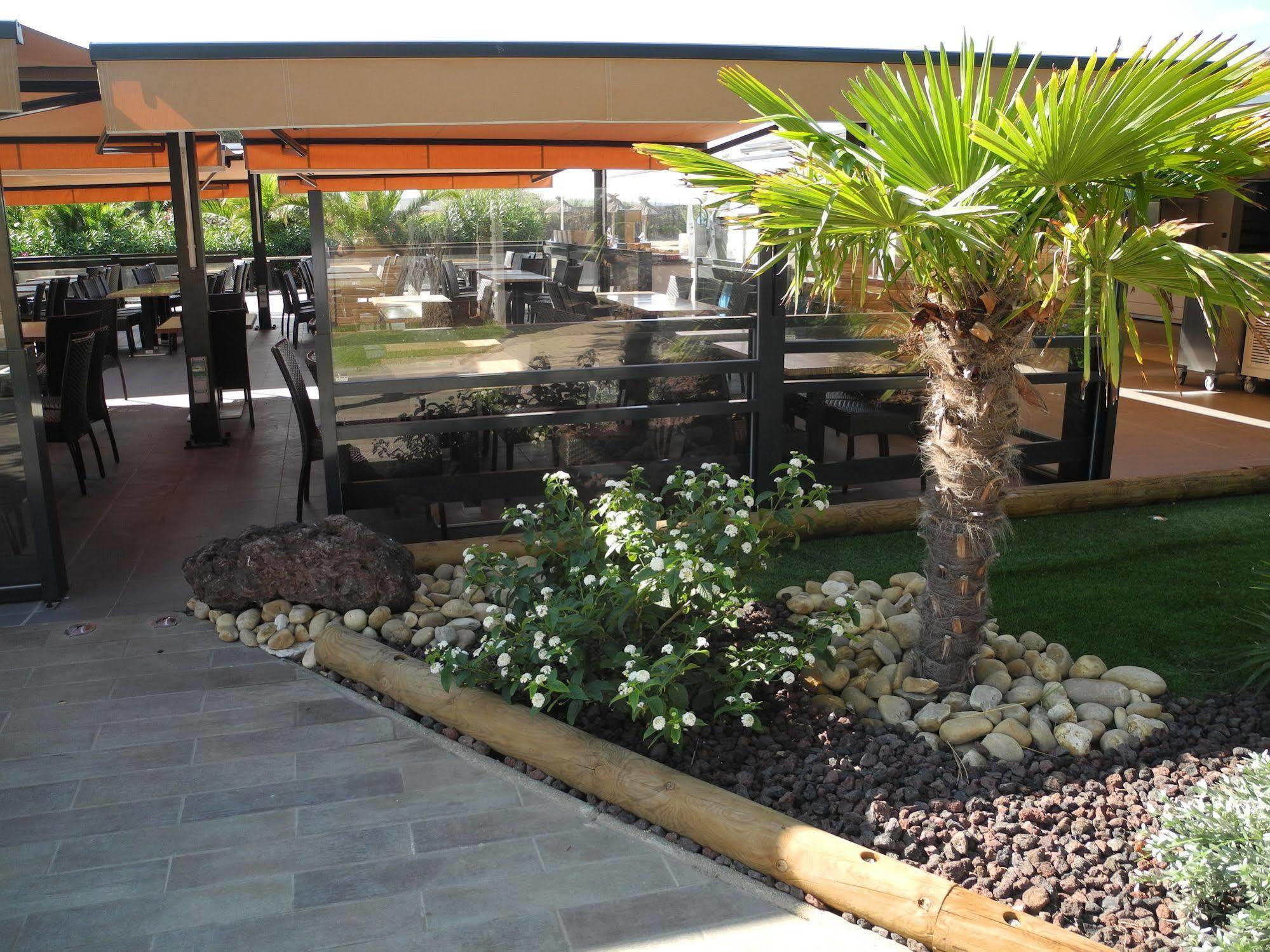 Hotel Club La Font Des Horts Hyères Exterior foto