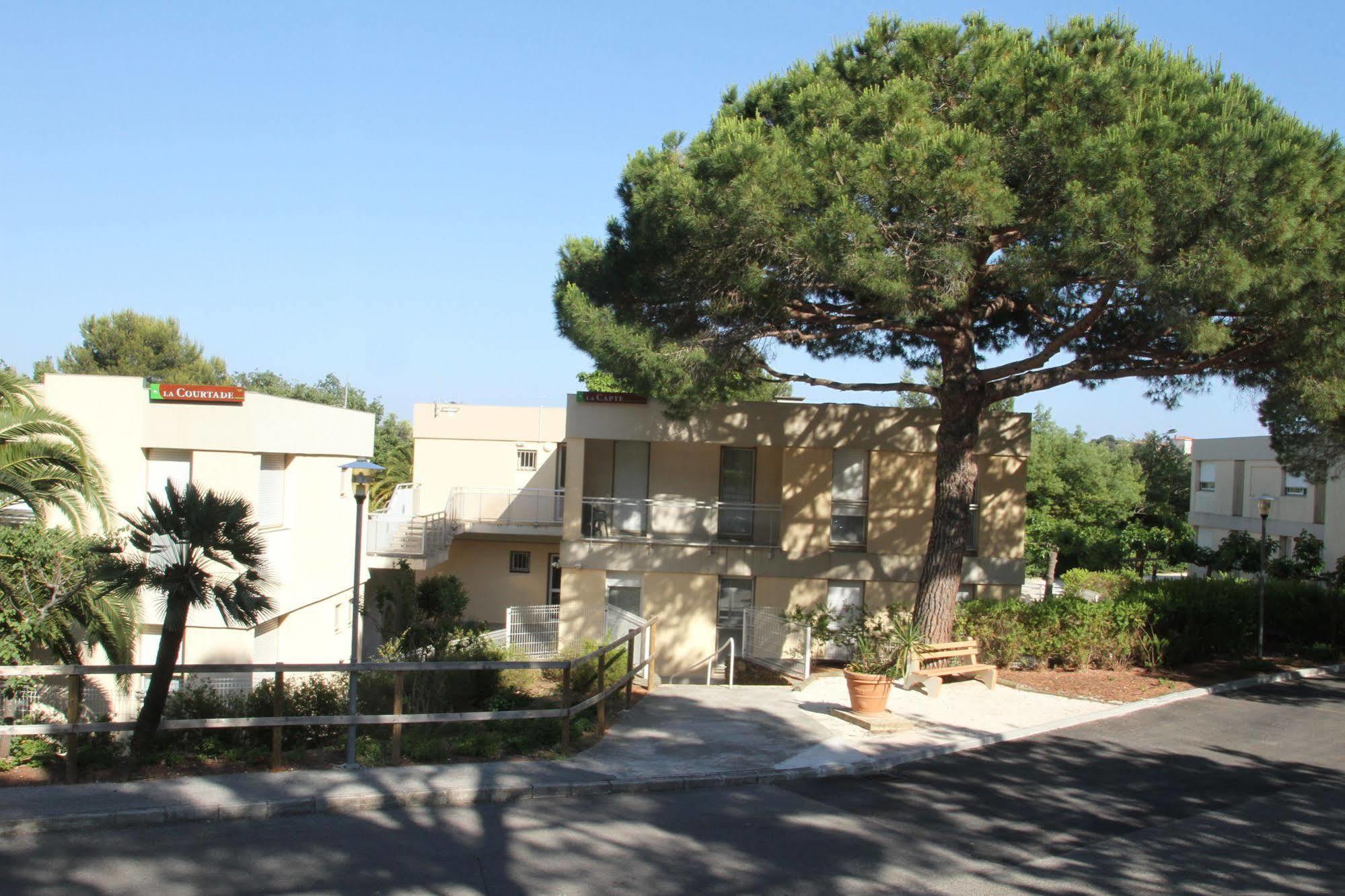 Hotel Club La Font Des Horts Hyères Exterior foto